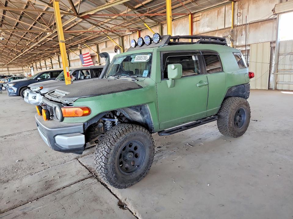 Auction sale of the 2009 Toyota Fj Cruiser, vin: JTEBU11F09K057141, lot number: 60585786