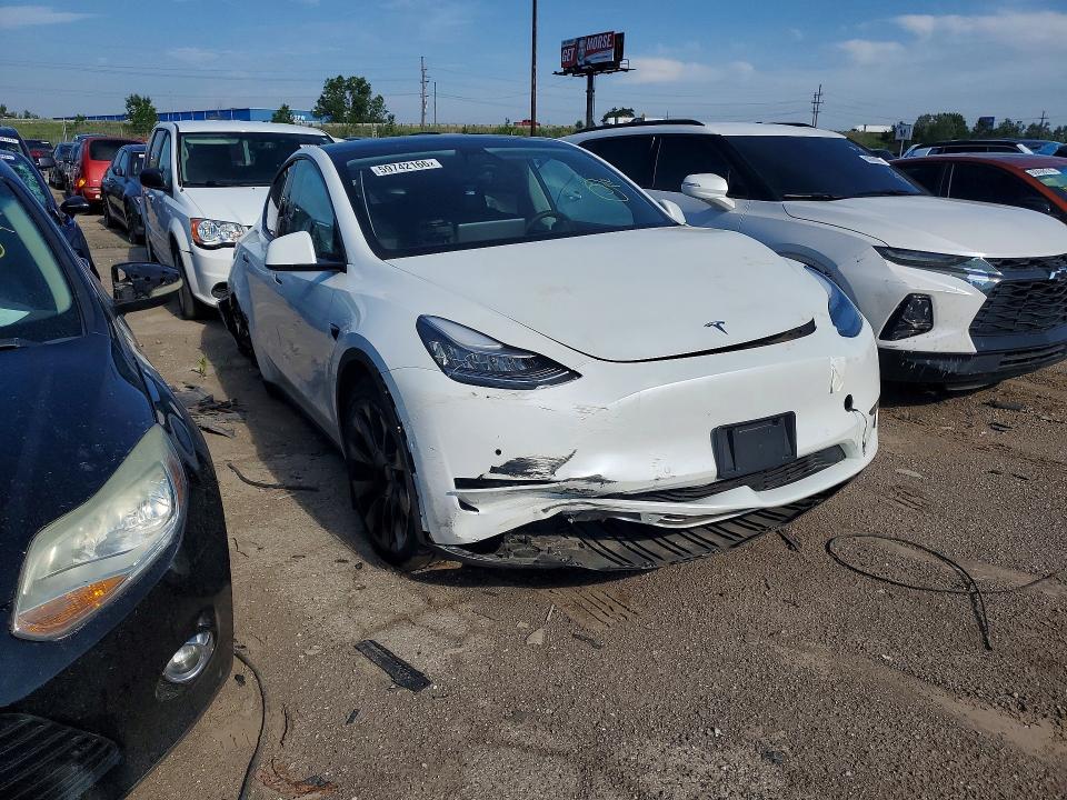 Продажа на аукционе авто 2020 Tesla Model Y, vin: 5YJYGDEE2LF037423, номер лота: 59742166