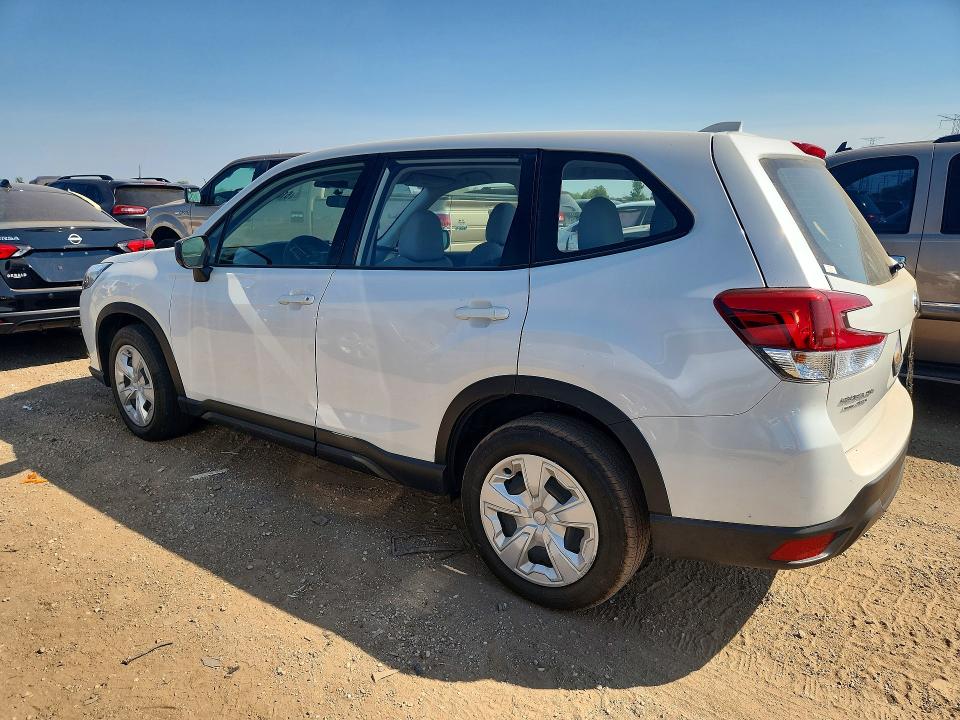 2023 Subaru Forester მანქანა იყიდება აუქციონზე, vin: JF2SKAAC8PH437081, აუქციონის ნომერი: 61010576