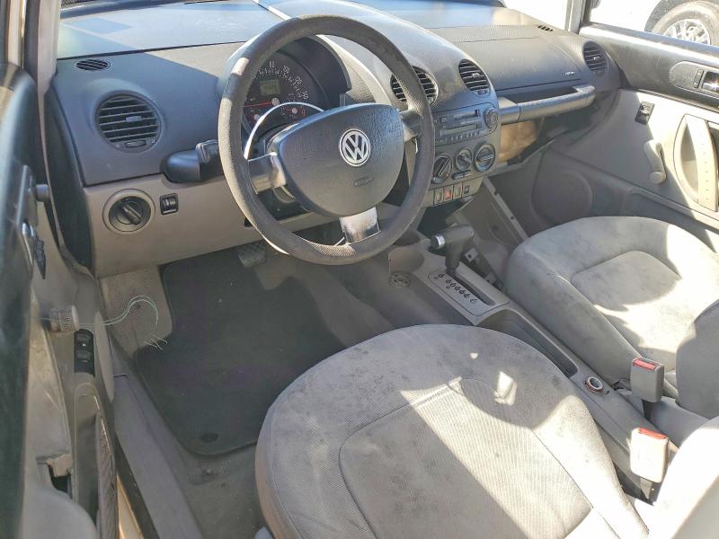 2000 Volkswagen New Beetle მანქანა იყიდება აუქციონზე, vin: 3VWBA21C0YM468018, აუქციონის ნომერი: 60621046
