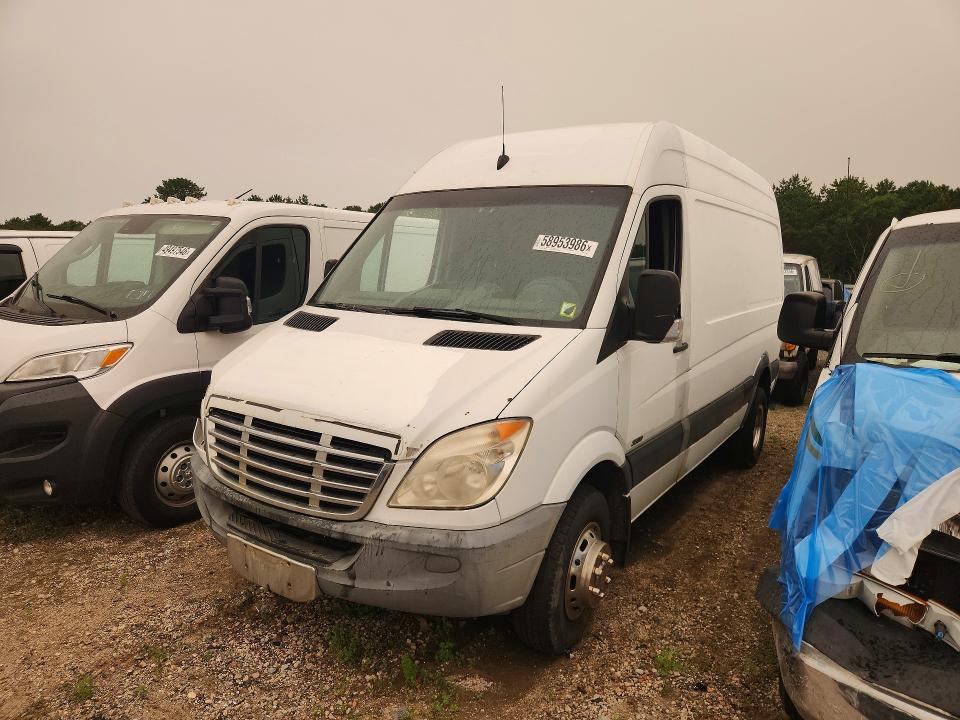 2011 Freightliner Sprinter მანქანა იყიდება აუქციონზე, vin: WDYPF0CC0B5532653, აუქციონის ნომერი: 58953986