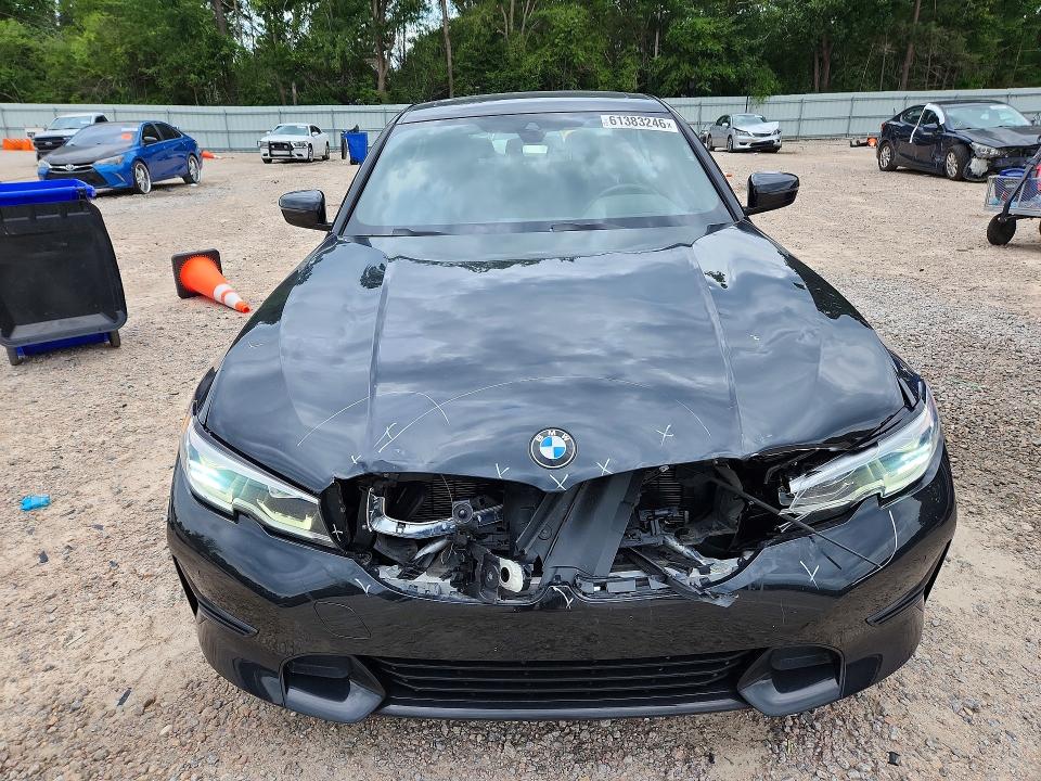 61383246 :رقم المزاد ، 3MW5R7J08M8B79478 vin ، 2021 Bmw 330xi مزاد بيع