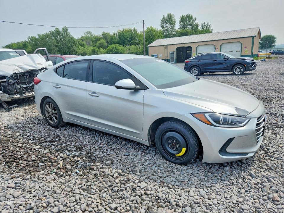 Продаж на аукціоні авто 2018 Hyundai Elantra, vin: 5NPD84LFXJH253851, номер лоту: 61540776