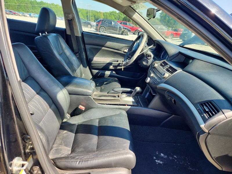 61245756 :رقم المزاد ، 1HGCP2F69CA125675 vin ، 2012 Honda Accord مزاد بيع