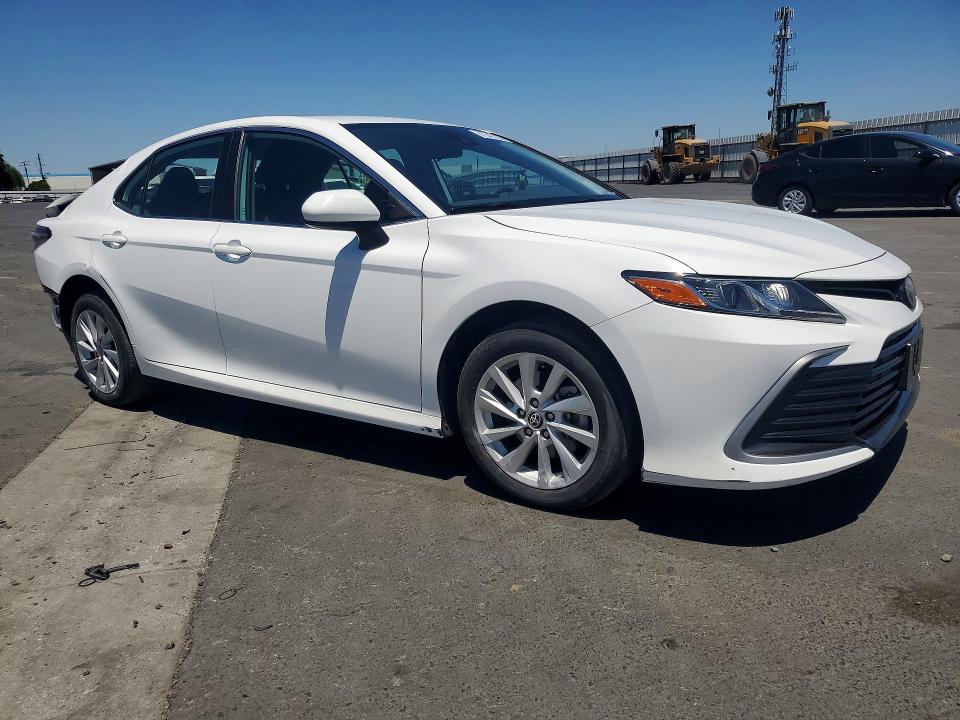 Продажа на аукционе авто 2022 Toyota Camry, vin: 4T1C11AK0NU653276, номер лота: 61547236