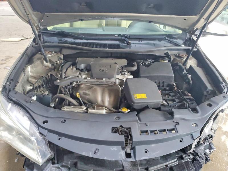 62253076 :رقم المزاد ، 4T4BF1FK7FR468462 vin ، 2015 Toyota Camry مزاد بيع