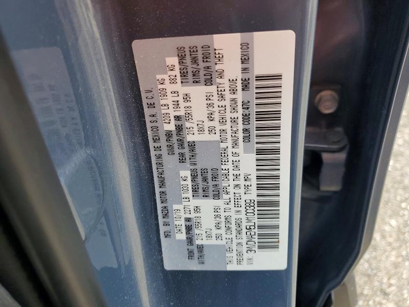 60770266 :رقم المزاد ، 3MVDMAEM5LM100389 vin ، 2020 Mazda Cx-30 مزاد بيع