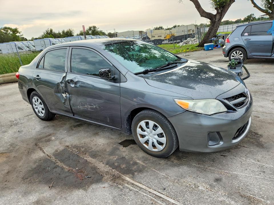 Aukcja sprzedaży 2013 Toyota Corolla, vin: 2T1BU4EE4DC938751, numer aukcji: 61553826