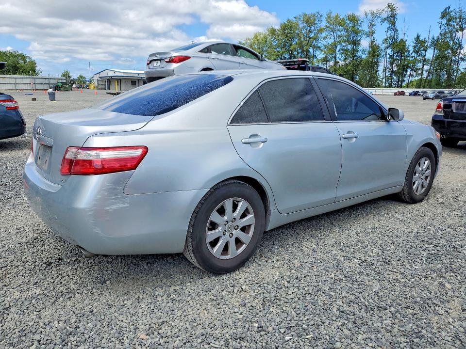 60178766 :رقم المزاد ، 4T1BE46K27U075128 vin ، 2007 Toyota Camry مزاد بيع