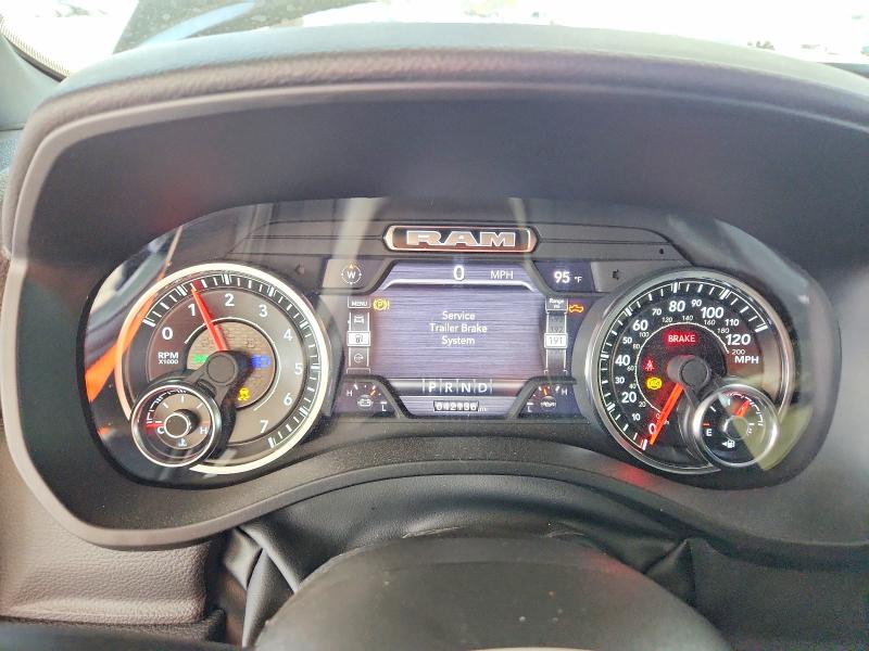 61523946 :رقم المزاد ، 1C6RREFT0PN625949 vin ، 2023 Ram 1500 مزاد بيع