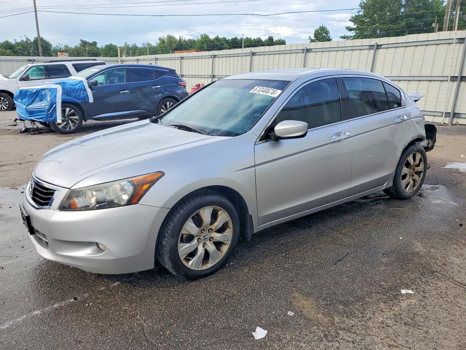 61040676 :رقم المزاد ، 1HGCP36878A070786 vin ، 2008 Honda Accord مزاد بيع