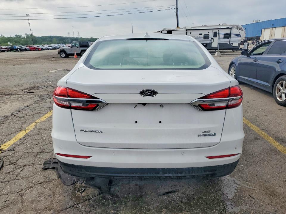 2019 Ford Fusion მანქანა იყიდება აუქციონზე, vin: 3FA6P0LU2KR188047, აუქციონის ნომერი: 60618976