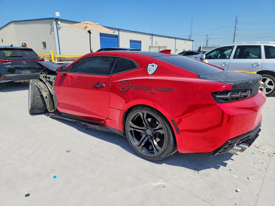 62139066 :رقم المزاد ، 1G1FB1RS8J0127135 vin ، 2018 Chevrolet Camaro مزاد بيع