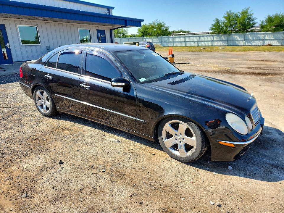 2006 Mercedes-benz E მანქანა იყიდება აუქციონზე, vin: WDBUF83J26X200587, აუქციონის ნომერი: 63094786