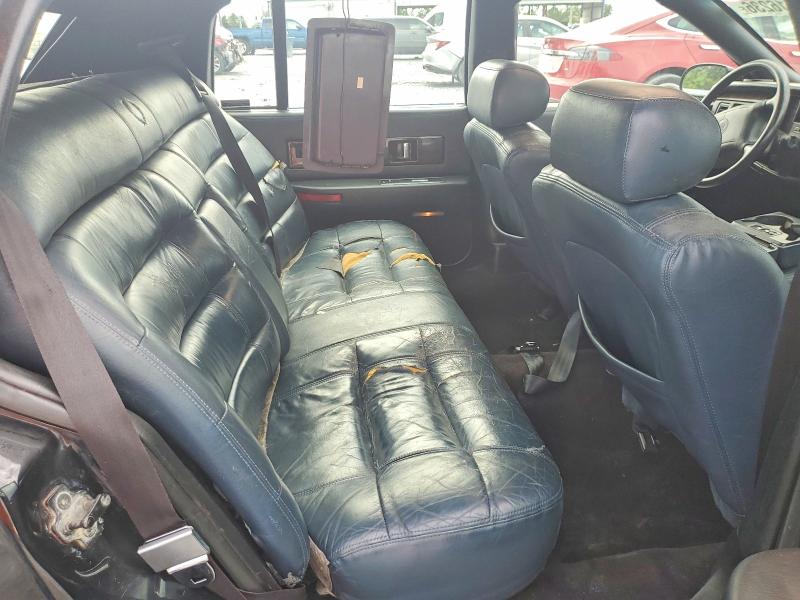 1995 Cadillac Fleetwood მანქანა იყიდება აუქციონზე, vin: 1G6DW52P0SR704367, აუქციონის ნომერი: 62916236