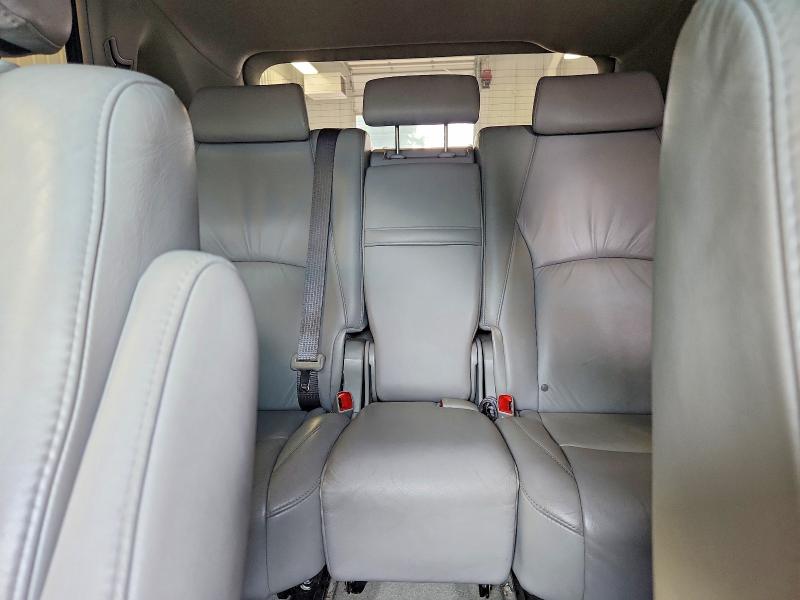 61326316 :رقم المزاد ، 2T2HK31U58C067206 vin ، 2008 Lexus Rx مزاد بيع