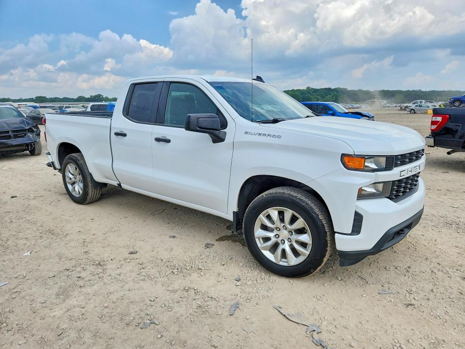 61321366 :رقم المزاد ، 1GCRWBEK1LZ325414 vin ، 2020 Chevrolet Silverado مزاد بيع