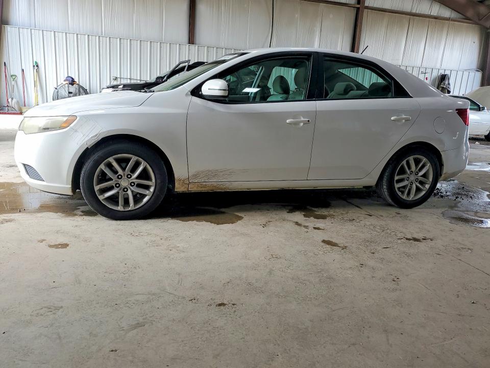 60093096 :رقم المزاد ، KNAFU4A26D5727056 vin ، 2013 Kia Forte مزاد بيع