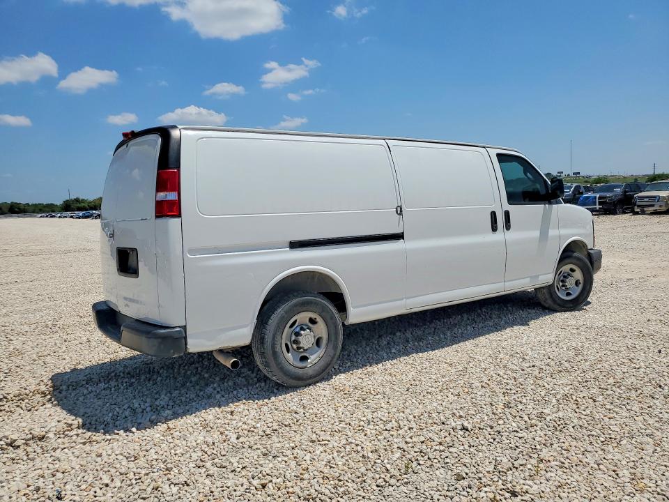60677936 :رقم المزاد ، 1GCZGHFG3G1152395 vin ، 2016 Chevrolet Express G3500 مزاد بيع
