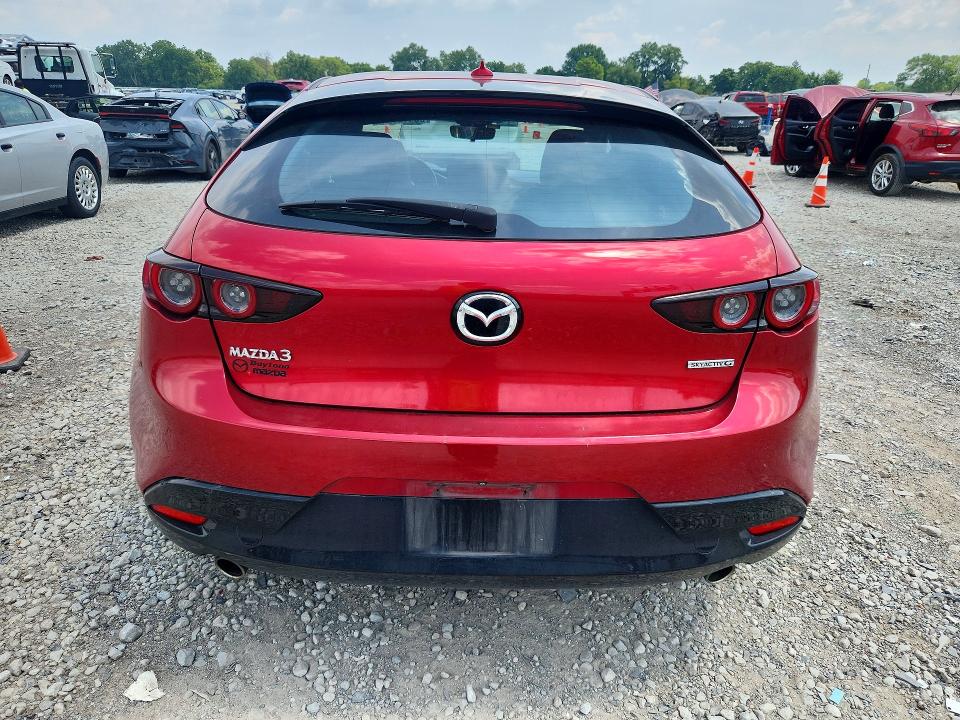 2021 Mazda 3 მანქანა იყიდება აუქციონზე, vin: JM1BPAML7M1338834, აუქციონის ნომერი: 63419446