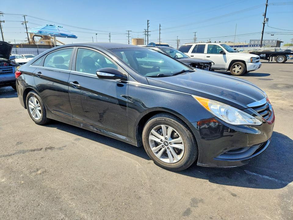 62541276 :رقم المزاد ، 5NPEB4AC3EH912728 vin ، 2014 Hyundai Sonata مزاد بيع