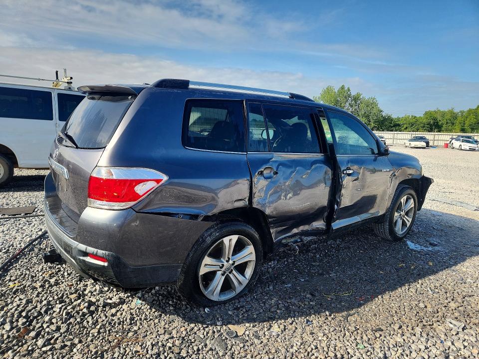 2011 Toyota Highlander მანქანა იყიდება აუქციონზე, vin: 5TDYK3EH2BS047513, აუქციონის ნომერი: 61734166