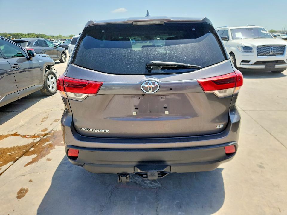 2019 Toyota Highlander მანქანა იყიდება აუქციონზე, vin: 5TDZZRFH8KS325090, აუქციონის ნომერი: 62052546