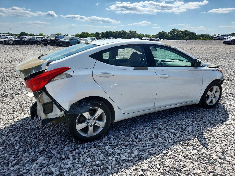2013 Hyundai Elantra მანქანა იყიდება აუქციონზე, vin: 5NPDH4AE5DH339325, აუქციონის ნომერი: 63208246