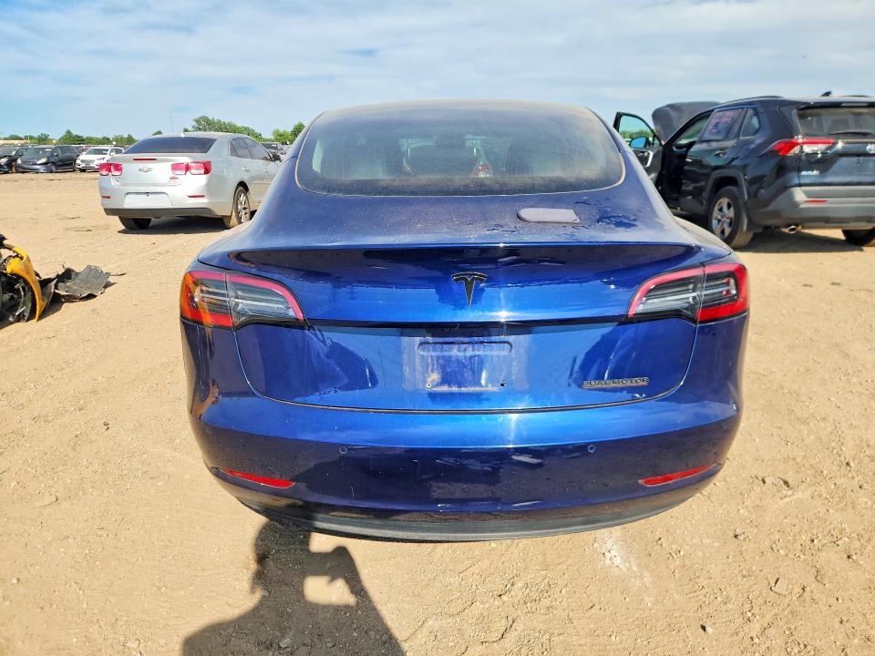 Продажа на аукционе авто 2018 Tesla Model 3, vin: 5YJ3E1EB1JF064940, номер лота: 60016766