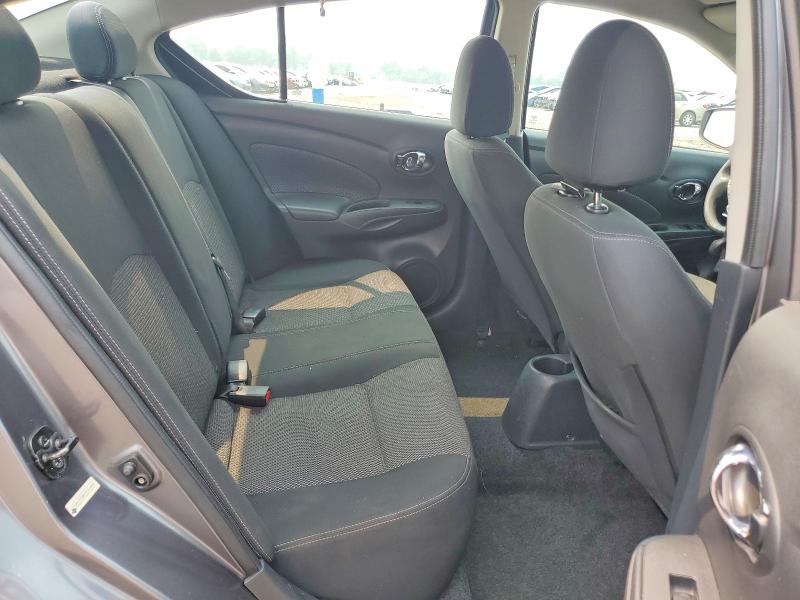61027126 :رقم المزاد ، 3N1CN7AP1KL851459 vin ، 2019 Nissan Versa مزاد بيع
