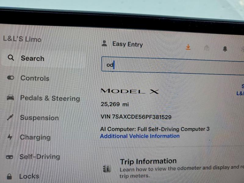 59250726 :رقم المزاد ، 7SAXCDE56PF381529 vin ، 2023 Tesla Model X مزاد بيع