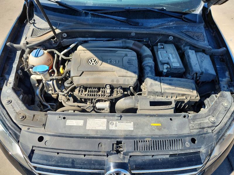 62631426 :رقم المزاد ، 1VWAS7A33FC121366 vin ، 2015 Volkswagen Passat مزاد بيع