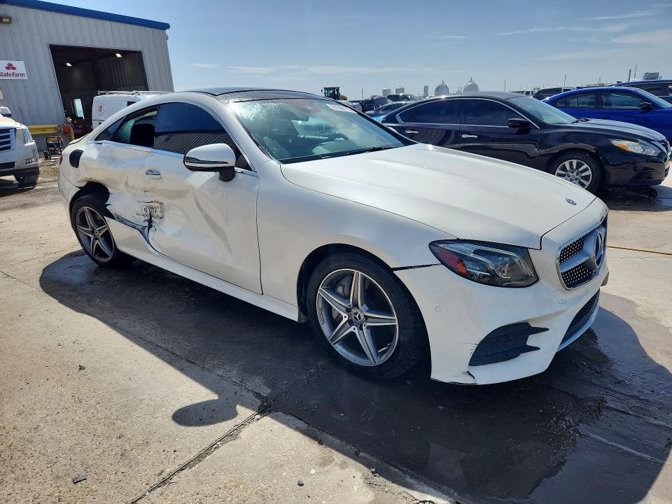 61048176 :رقم المزاد ، WDD1J6GB9JF016455 vin ، 2018 Mercedes-benz E مزاد بيع