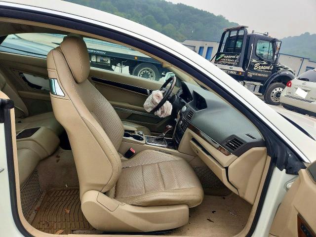 Продажа на аукционе авто 2010 Mercedes-benz E, vin: WDDKJ7CB1AF043598, номер лота: 61349096