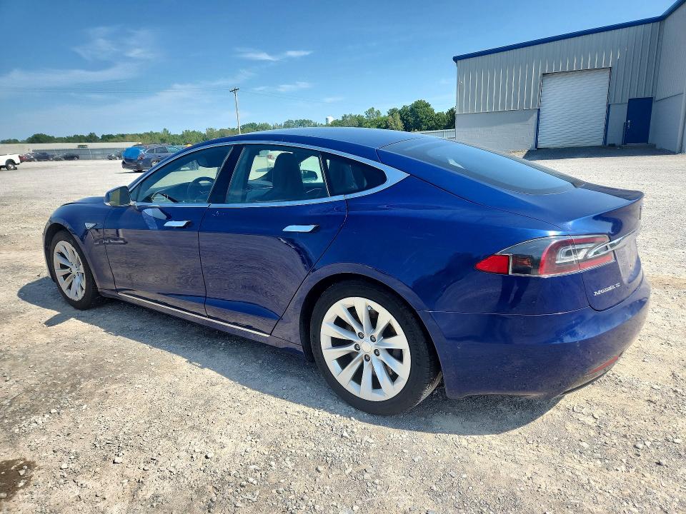 62659826 :رقم المزاد ، 5YJSA1E16GF148422 vin ، 2016 Tesla Model S مزاد بيع