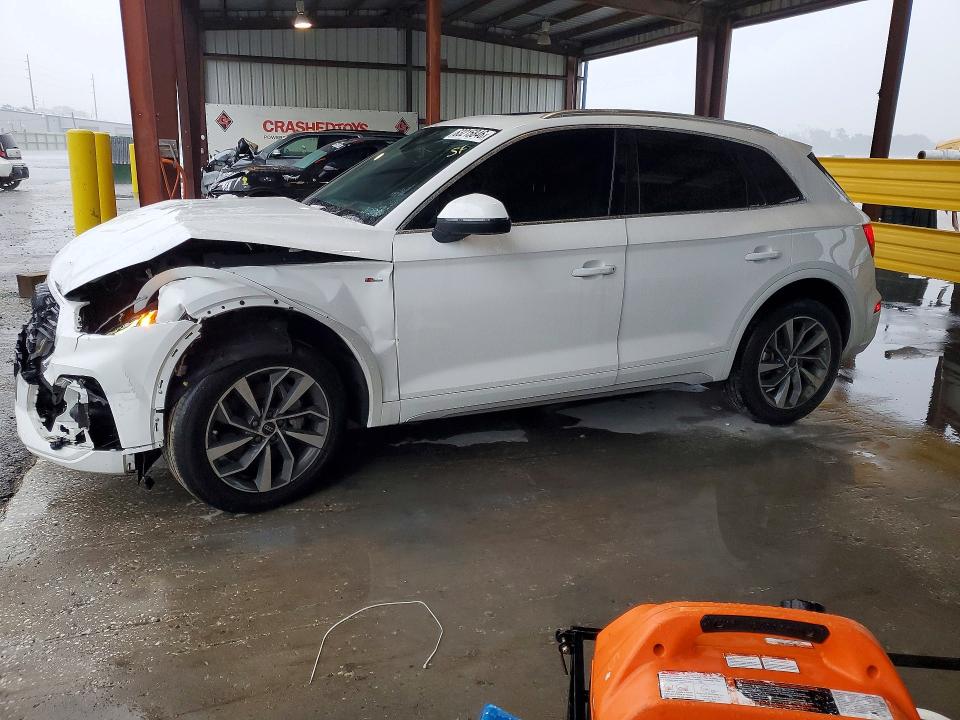 63215846 :رقم المزاد ، WA1GAAFY8N2098814 vin ، 2022 Audi Q5 مزاد بيع