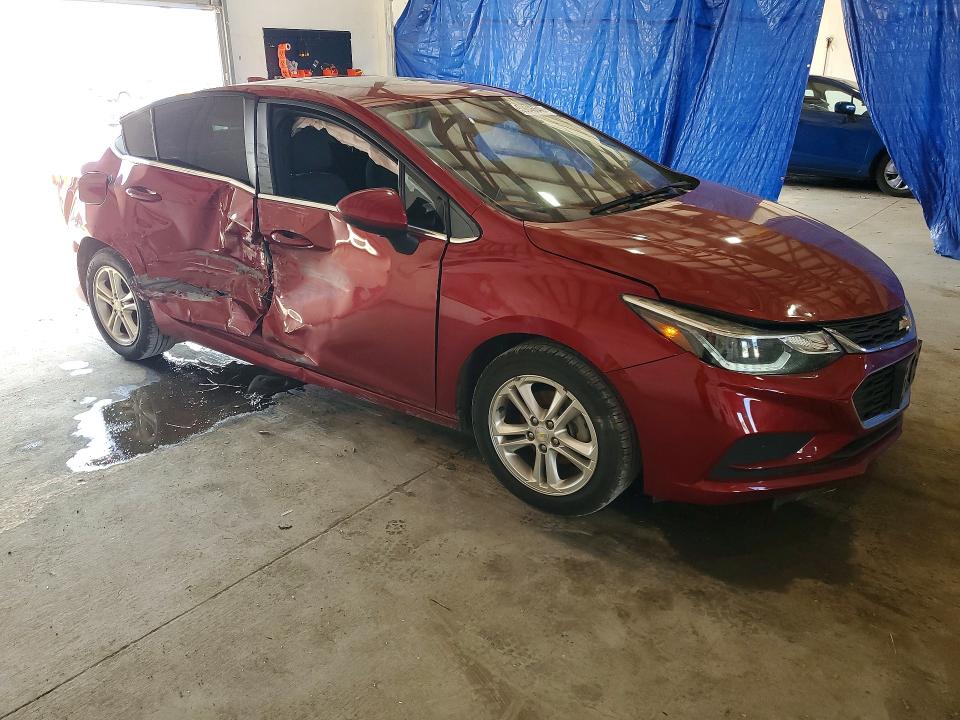 59846646 :رقم المزاد ، 1G1BE5SM7H7204944 vin ، 2017 Chevrolet Cruze مزاد بيع