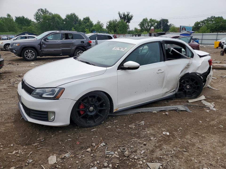 2014 Volkswagen Jetta მანქანა იყიდება აუქციონზე, vin: 3VW5S7AJ7EM388488, აუქციონის ნომერი: 61716276