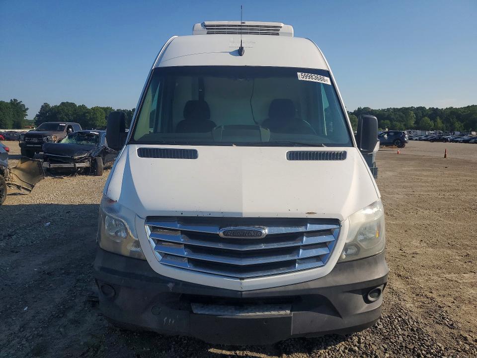 Продажа на аукционе авто 2015 Freightliner Sprinter, vin: WDYPE7CC0F5970851, номер лота: 59983686