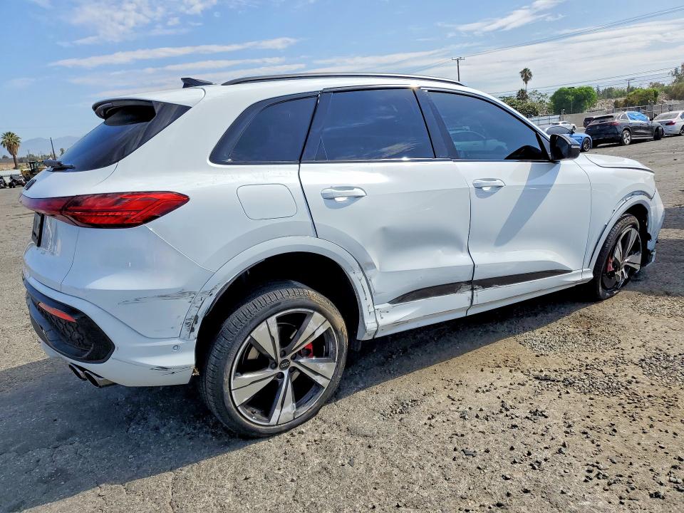 Aukcja sprzedaży 2025 Audi Sq5, vin: WA135AGUXS2114232, numer aukcji: 61570136