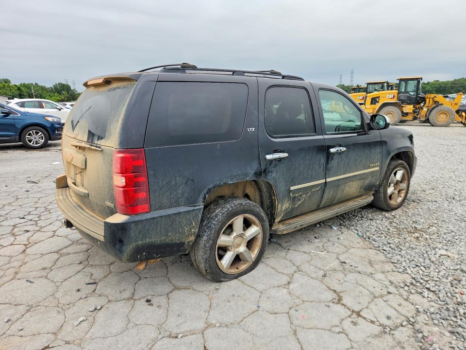 Продажа на аукционе авто 2012 Chevrolet Tahoe, vin: 1GNSKCE03CR227381, номер лота: 61640946