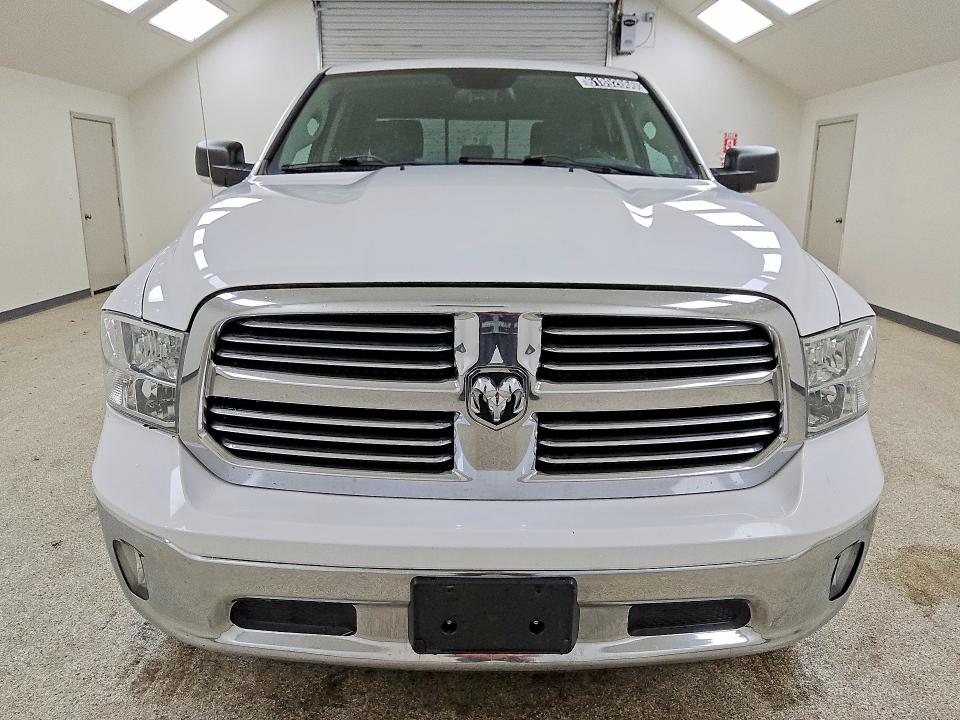 Продажа на аукционе авто 2015 Ram 1500, vin: 1C6RR7LG5FS688712, номер лота: 61892066