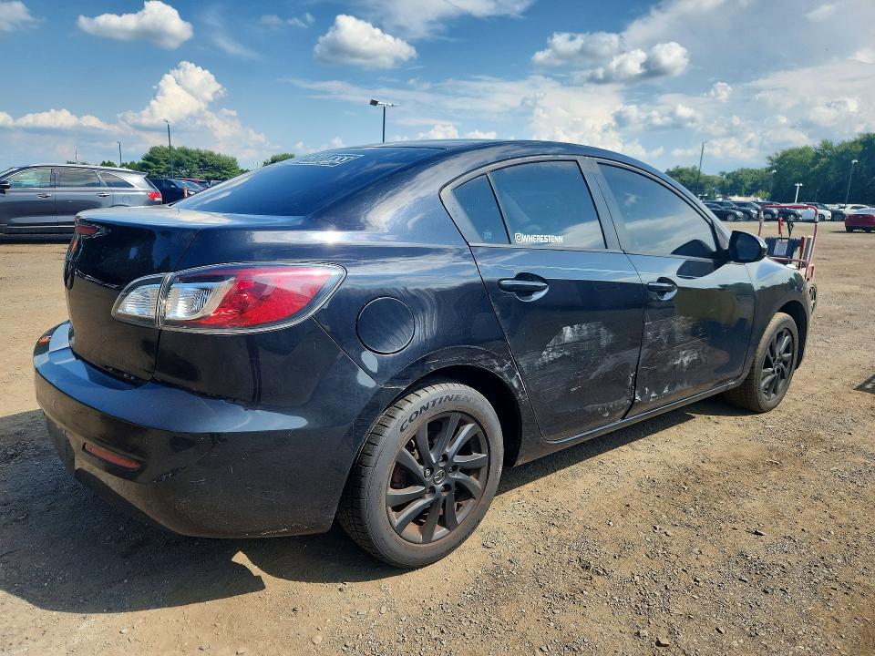 62646106 :رقم المزاد ، JM1BL1V85C1574662 vin ، 2012 Mazda 3 مزاد بيع