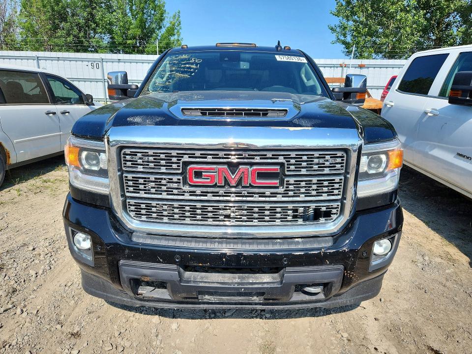 57580136 :رقم المزاد ، 1GT42WEY8KF225344 vin ، 2019 Gmc Sierra مزاد بيع