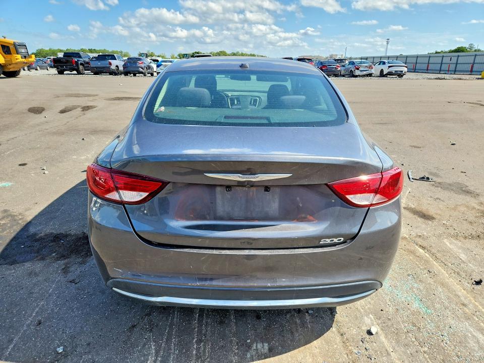 59832076 :رقم المزاد ، 1C3CCCAB4FN558875 vin ، 2015 Chrysler 200 مزاد بيع