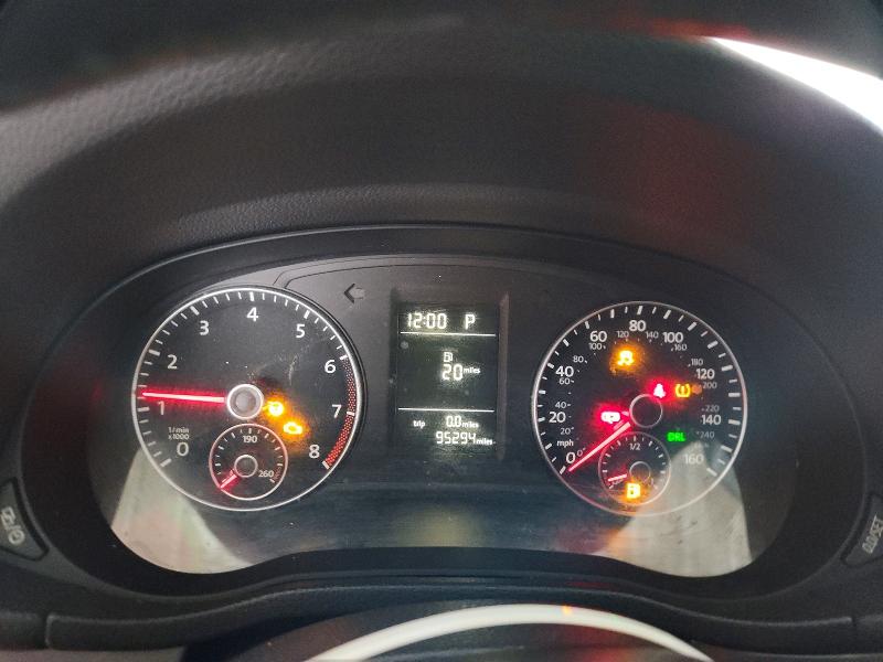 61040116 :رقم المزاد ، 1VWAT7A31EC086385 vin ، 2014 Volkswagen Passat مزاد بيع