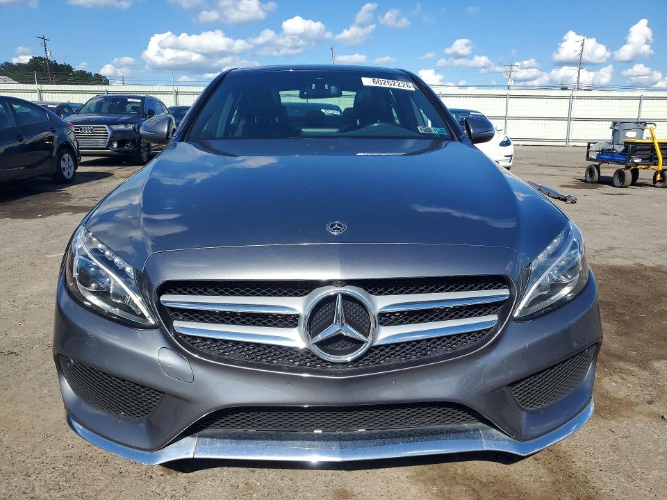 2018 Mercedes-benz C მანქანა იყიდება აუქციონზე, vin: 55SWF4KB5JU244923, აუქციონის ნომერი: 60262226