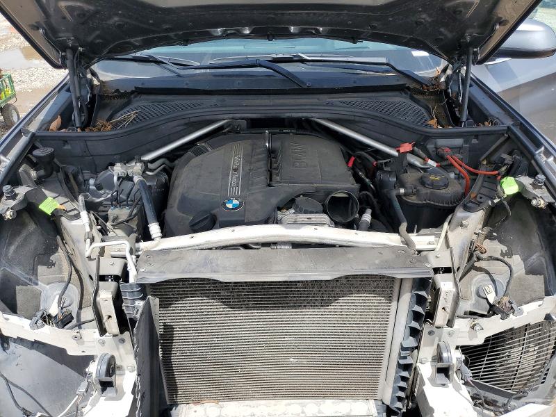 60567396 :رقم المزاد ، 5UXKR0C58F0K70042 vin ، 2015 Bmw X5 مزاد بيع