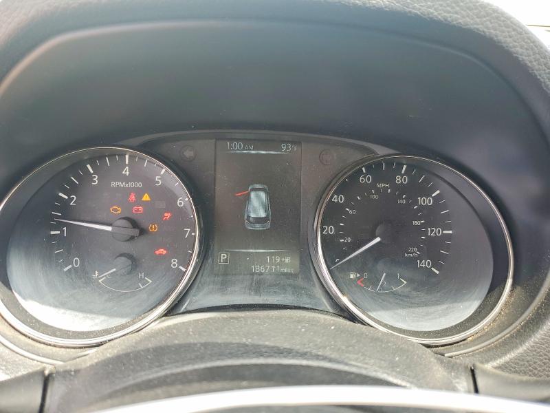 60151226 :رقم المزاد ، KNMAT2MV7HP542566 vin ، 2017 Nissan Rogue مزاد بيع