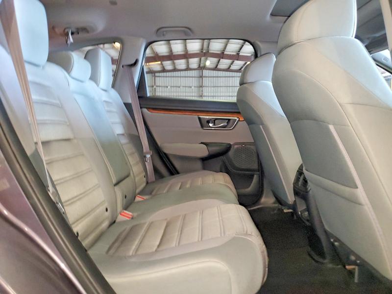 62601386 :رقم المزاد ، 7FARW1H56JE034334 vin ، 2018 Honda Cr-v مزاد بيع